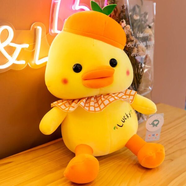 10413c8e7fe0c5ce765efb16eaa8cd12_c41b5517-30fe-4f44-b964-63b44ab6b99d.jpg Peluche Lucky Duck transfrontalière