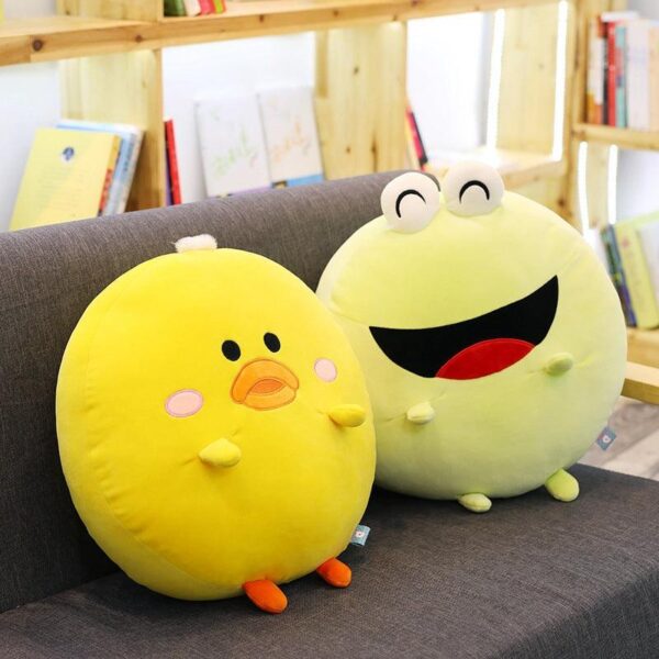 2446038601265_b17342bf-6a35-4613-9d9b-ecdd8c1525ea.jpg Oreiller peluche animal rond
