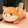 Peluche Shiba Inu pour une promenade