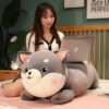 Peluche Shiba Inu pour une promenade