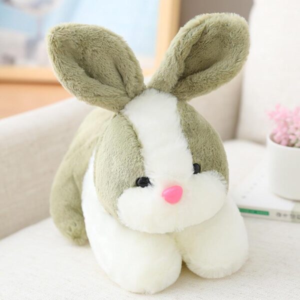 Poupée lapin en peluche