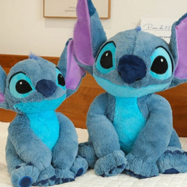 Grande Peluche Stitch <br> Stitch le Fantaisiste™