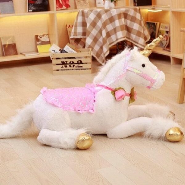 Animaux en peluche de type licorne