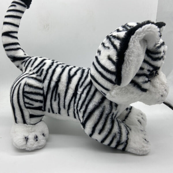 Tigre en peluche doux aux grandes oreilles