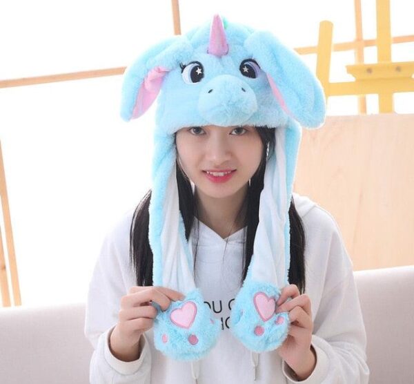 Chapeaux en peluche licorne, cochon et panda
