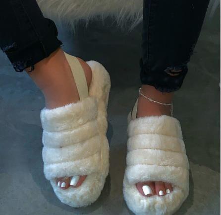 Chaussons en peluche taille plus à fond épais