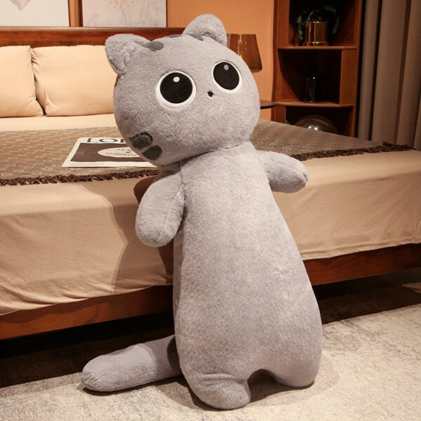 Peluches de chat aux grands yeux et aux longues peluches