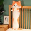 Oreiller en peluche Catnip le long chat