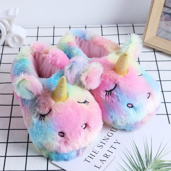 Chaussons en peluche licorne arc-en-ciel Kawaii