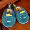 Adorables chaussons en peluche en forme d'animaux, parfaits pour les cadeaux