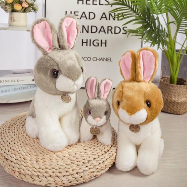 Animaux en peluche lapin réaliste