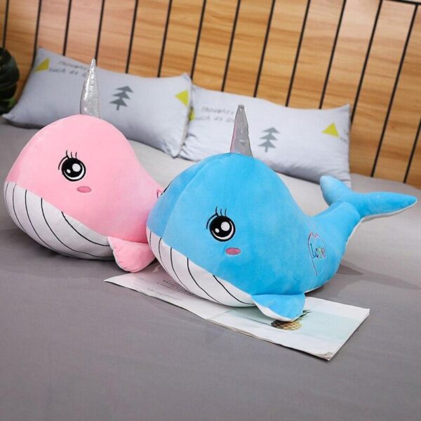 peluche-baleine-bleue-a-corne-doux-4.jpg Peluche Baleine à Corne