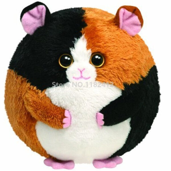 Hamster trognon aux grands yeux accroc aux caresses