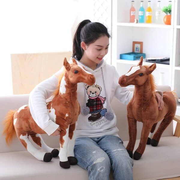 product-image-1065370228_281396c9-1132-4d1e-898e-56d90f6a2b39.jpg Poupée Poney Mascotte Cheval Jouet en Peluche