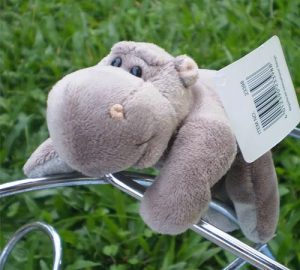 product-image-1125156816_87e0299a-928d-4e1d-b97c-41b9597496f4.jpg Peluche hippopotame classique