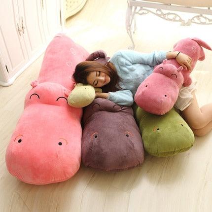 product-image-1381158490_72cf83c1-16c6-4892-9c82-16134e38c759.jpg Oreillers en peluche pour grands hippopotames