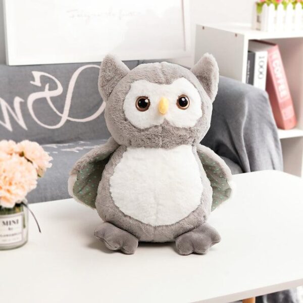 Animaux en peluche hibou réaliste