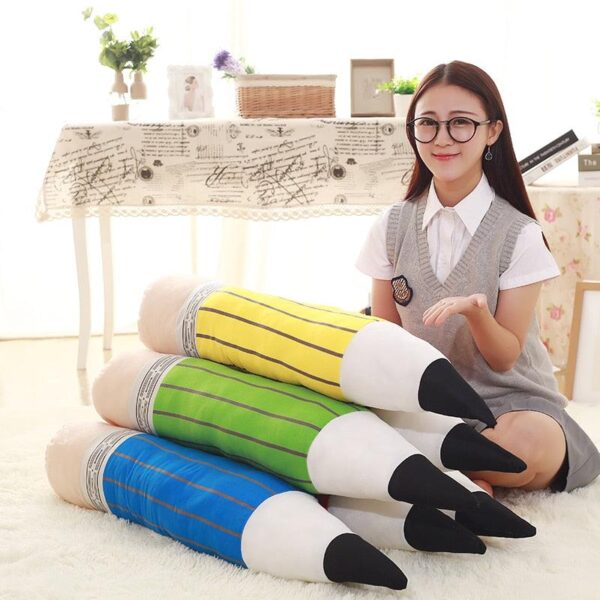 product-image-1600355991_422cbf08-afa8-440b-9ffa-76604b6c3cfc.jpg Grand crayon coloré en peluche