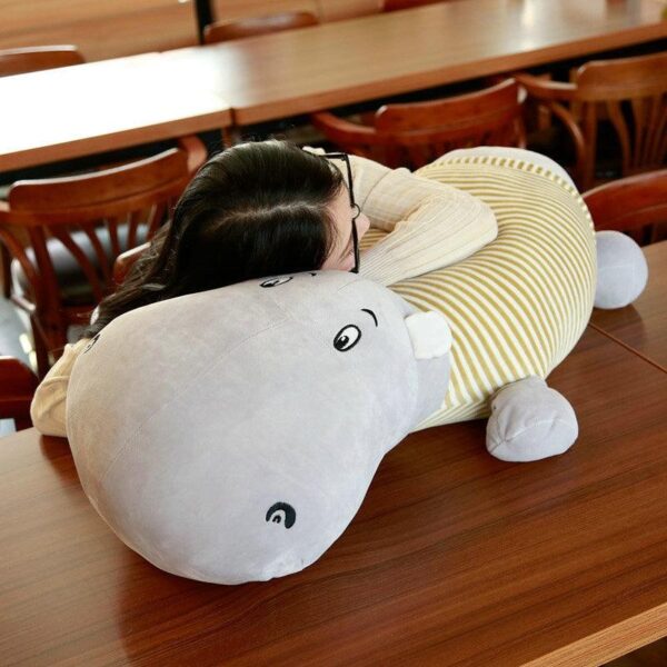 product-image-1679142168_e39aa51a-0b31-4c2f-83e6-5a3acd8555f1.jpg Peluche Hippopotame Géant