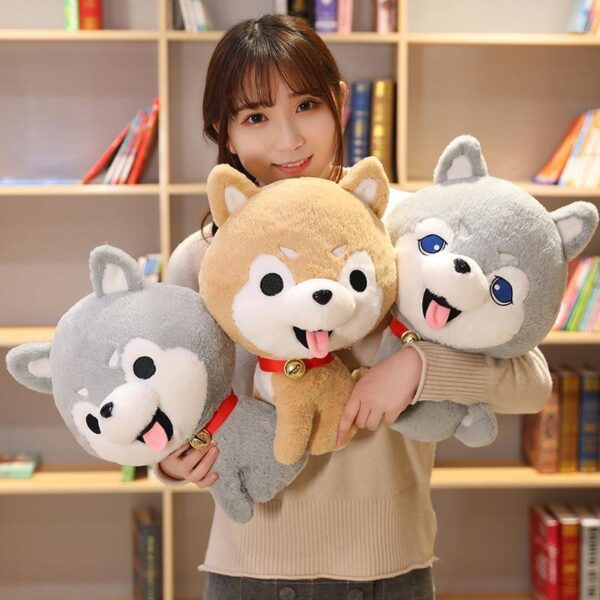 product-image-1709377286_790b4cec-c3b0-4408-b41a-fd0a57da10c2.jpg Poupée Peluche Chien Husky 25/35cm Kawaii
