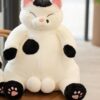 Mignon chat paresseux en peluche