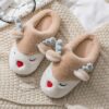 Chaussons en peluche en forme de renne
