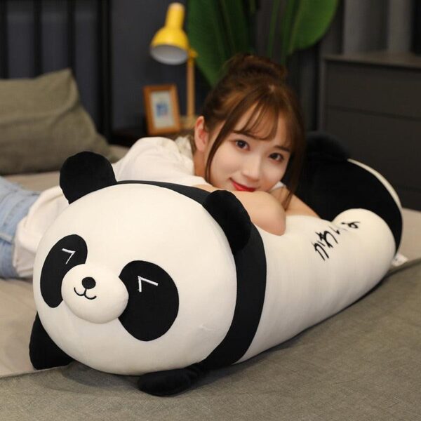 product-image-1903767098_b719e963-43d0-4a53-9f8a-ed0da45999ed.jpg Peluche Panda Couché Kawaii