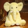 Peluche gros éléphant mignon et duveteux