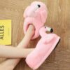 Pantoufles en peluche flamant rose