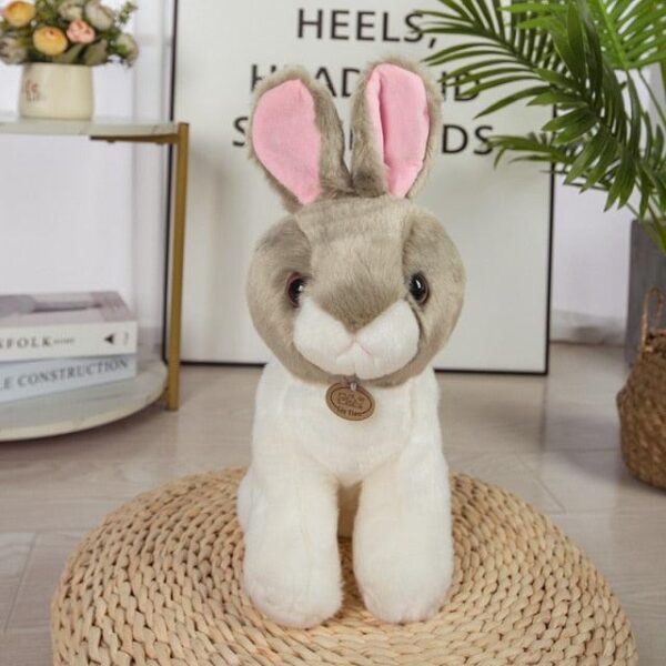 Animaux en peluche lapin réaliste