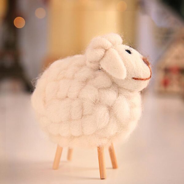 product-image-907394430_9d5ab3bf-2bc5-4dd6-9294-cacaaa905227.jpg Jouet en peluche de 4" Baba Sheep Wool Felt