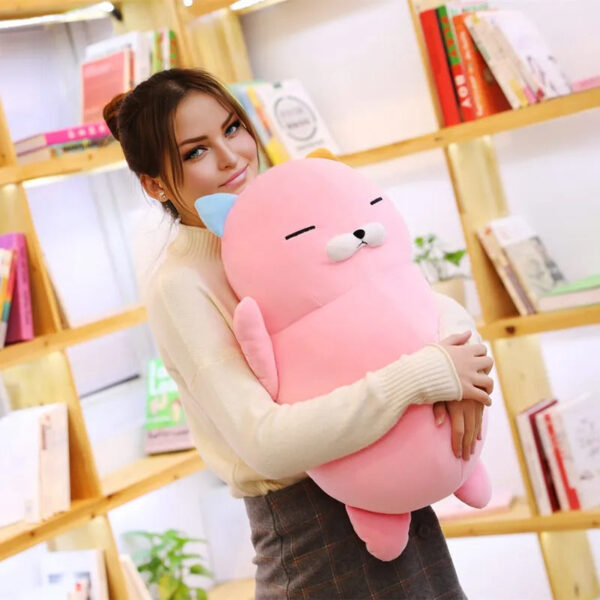 calin avec peluche geante.jpg
