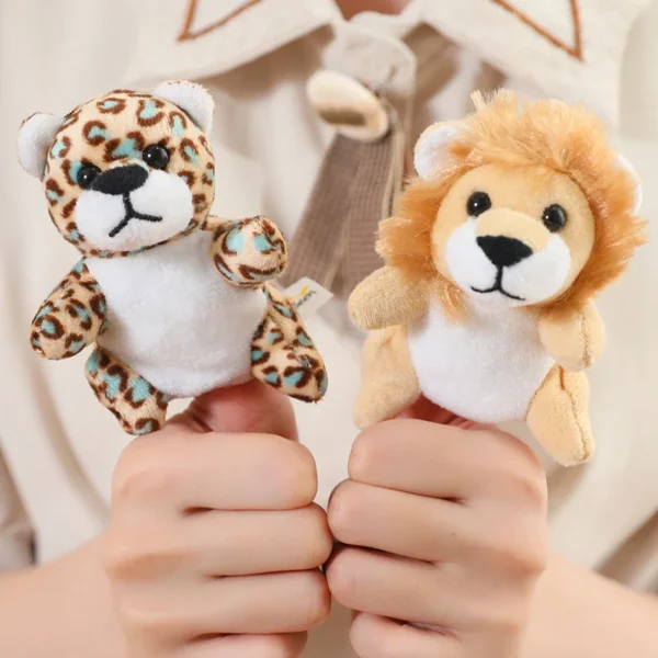 Marionnette à doigt en peluche