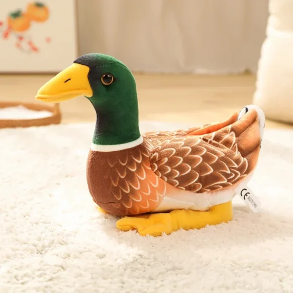 Peluche de canard sauvage nageant